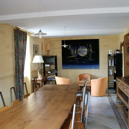 Maison D'hotes Les Trefles Guest house *